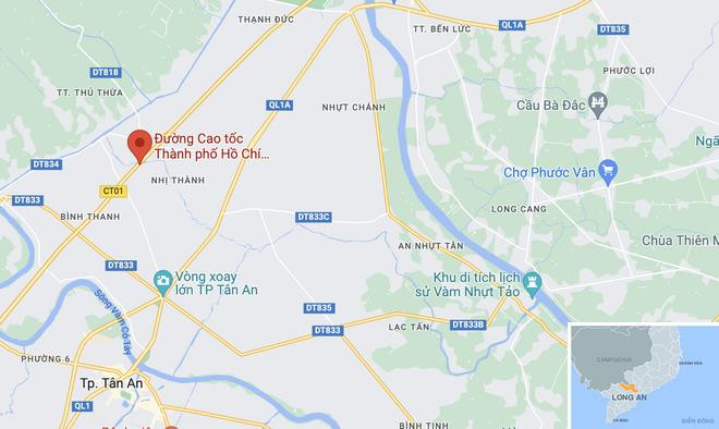 Long An: Tai nạn trên cao tốc làm tài xế xe khách tử vong tại chỗ ảnh 1