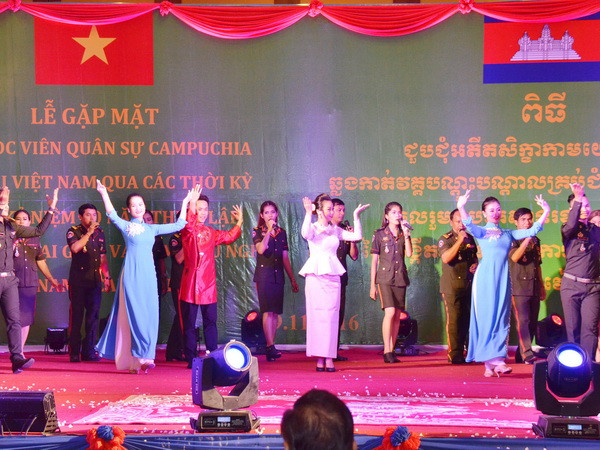 (Ảnh minh họa: Phan Minh Hưng/TTXVN) Tiếp tục thúc đẩy quan hệ hữu nghị, hợp tác Việt Nam-Campuchia ảnh 1