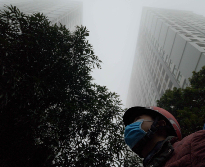 Đêm 22/4, vùng núi Bắc Bộ có nơi dưới 14 độ C, Hà Nội mưa rét ảnh 1