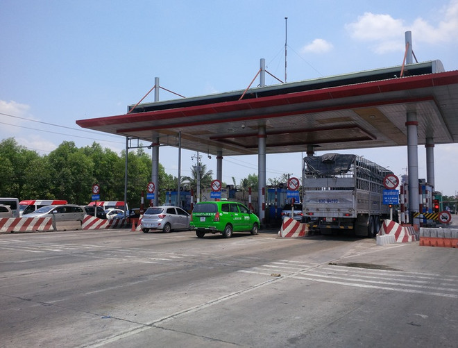 “Cơn lốc” BOT: Mức phí cao, miếng bánh “béo bở” xẻ đều ảnh 1