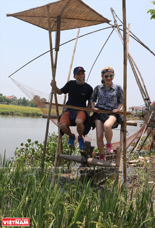 Cảm nhận không gian cổ kính dân dã với chợ quê Thanh Toàn ảnh 12