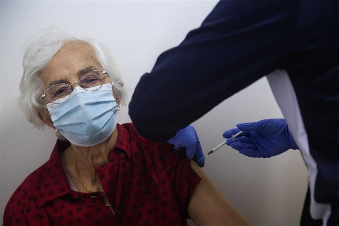 Nỗ lực giải mã mối liên quan tiềm ẩn giữa COVID-19 và bệnh Alzheimer ảnh 2