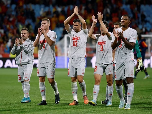 Thụy Sĩ chốt danh sách, quyết tâm cạnh tranh vé với Brazil ảnh 1