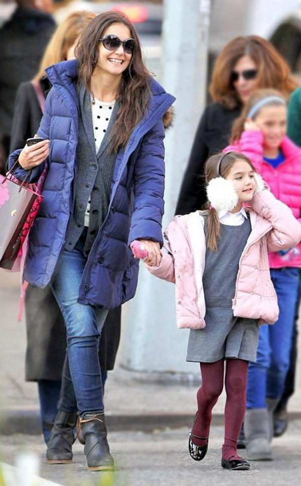 Mãn nhãn với các cách phối đồ thời thượng của mẹ con nhà "sao" ảnh 5