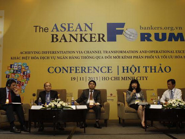 Ngân hàng tăng cường khả năng cung cấp dịch vụ bán lẻ ảnh 1