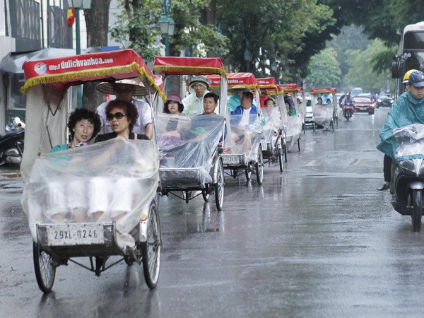 Đêm 12/5 đến ngày 13/5, Bắc bộ tiếp tục có mưa dông diện rộng ảnh 1