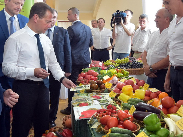 Ukraine tố Nga phong tỏa hoạt động trung chuyển hàng hóa ảnh 1