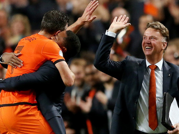 Tin tối 10/4: Nội bộ M.U "dậy sóng," CR7 lỡ El Clasico? ảnh 1