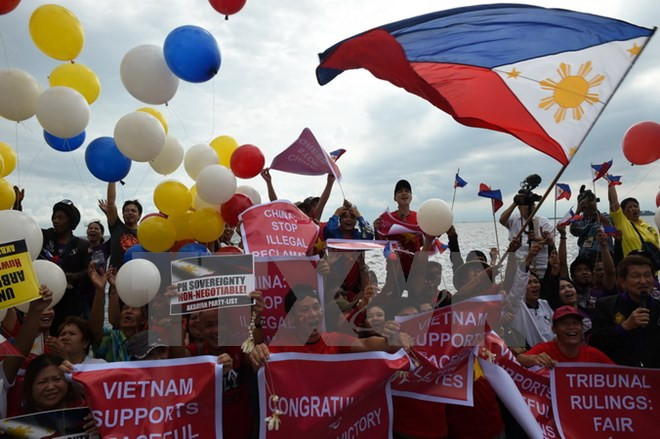 [Video] Philippines thúc Trung Quốc tôn trọng phán quyết của PCA ảnh 1