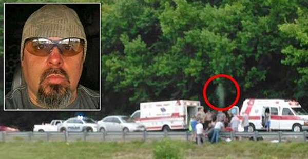 Thực hư bức ảnh “hồn lìa khỏi xác” người đàn ông qua đời vì tai nạn ảnh 1