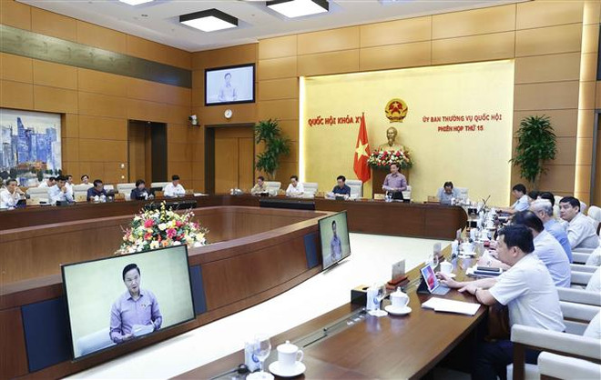 Chủ động đấu tranh với tội phạm về tham nhũng, kinh tế, buôn lậu ảnh 1