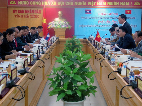 Tạo điều kiện cho doanh nghiệp Lào, Hà Tĩnh cùng đầu tư, phát triển ảnh 1
