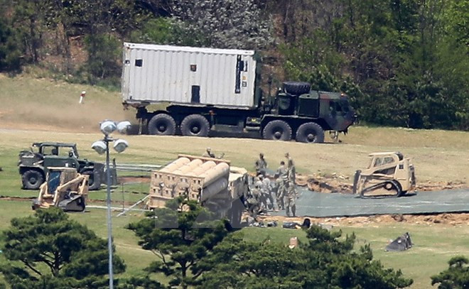 Trung Quốc quan ngại việc bệ phóng THAAD bị "đưa lén" vào Hàn Quốc ảnh 1