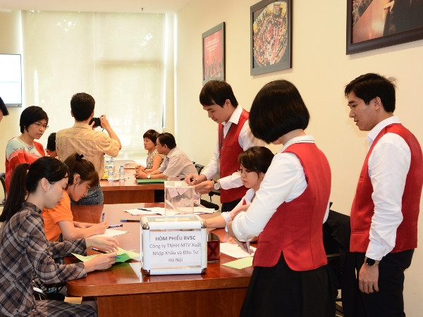 Thoái vốn tại doanh nghiệp Nhà nước thu về 4.949 tỷ đồng ảnh 1