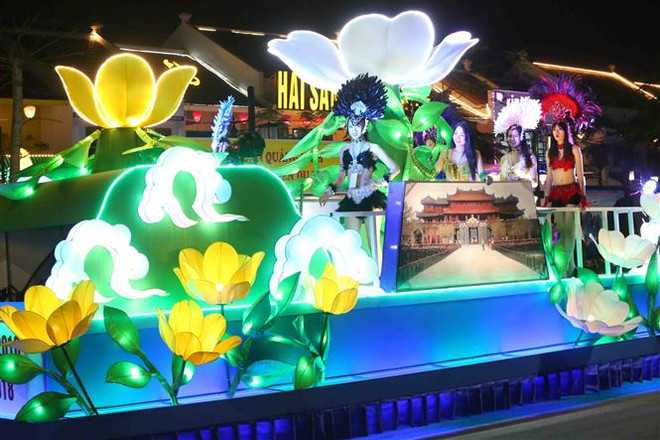 Carnaval Hạ Long 2022 trở lại sau hai năm tạm dừng vì dịch COVID-19 ảnh 1