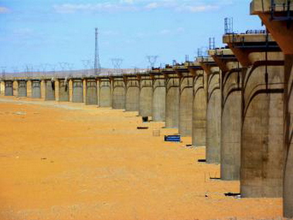 Trung Quốc đẩy mạnh xây hạ tầng giao thông giáp giới Ấn Độ ảnh 1