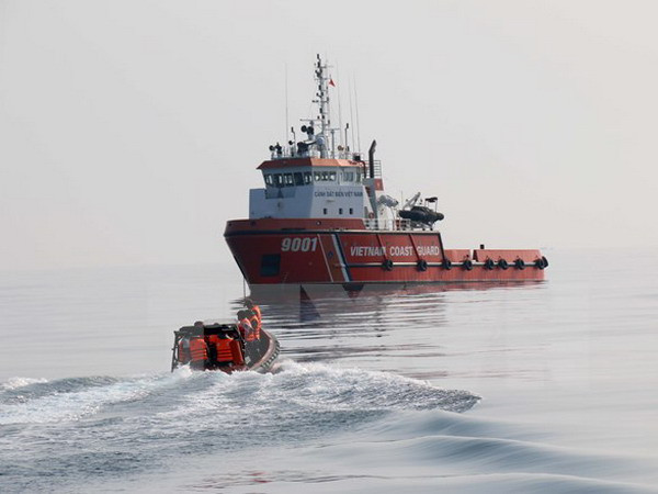 Vụ rơi hai máy bay Su-22: Tìm được thi thể phi công Lê Văn Nghĩa ảnh 1