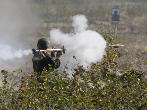 Cựu quan chức NATO: Nga, Mỹ cần thảo luận về tương lai của Ukraine ảnh 1