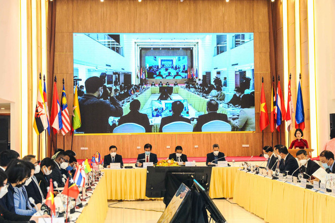 Hội nghị Trưởng đoàn SEA Games 31 lần thứ nhất được tổ chức theo hình thức trực tuyến. (Ảnh: TC TDTT) Việt Nam thông báo chương trình đón các đoàn thể thao dự SEA Games 31 ảnh 1