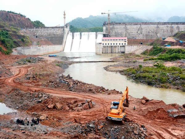 Đảm bảo an toàn liên hồ chứa trên lưu vực sông Cả trong mùa lũ ảnh 1