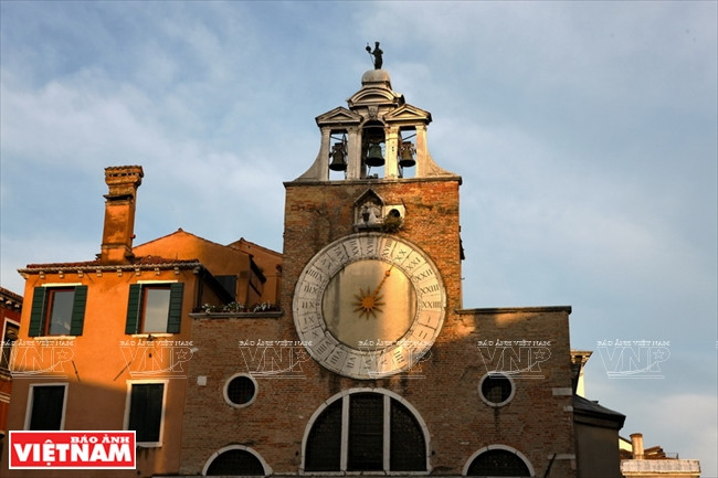 Chiêm ngưỡng vẻ đẹp lãng mạn, cổ kính và độc đáo ở Venice ảnh 12