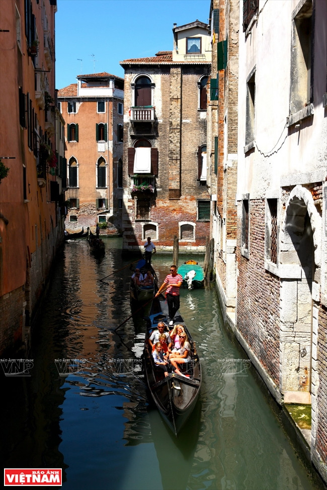 Chiêm ngưỡng vẻ đẹp lãng mạn, cổ kính và độc đáo ở Venice ảnh 3