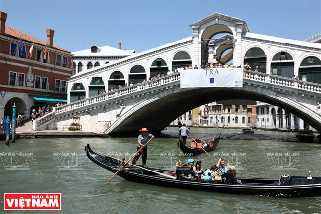 Chiêm ngưỡng vẻ đẹp lãng mạn, cổ kính và độc đáo ở Venice ảnh 11