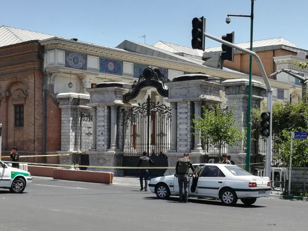 Iran tiêu diệt một nhóm khủng bố xâm nhập biên giới phía Tây Bắc ảnh 1