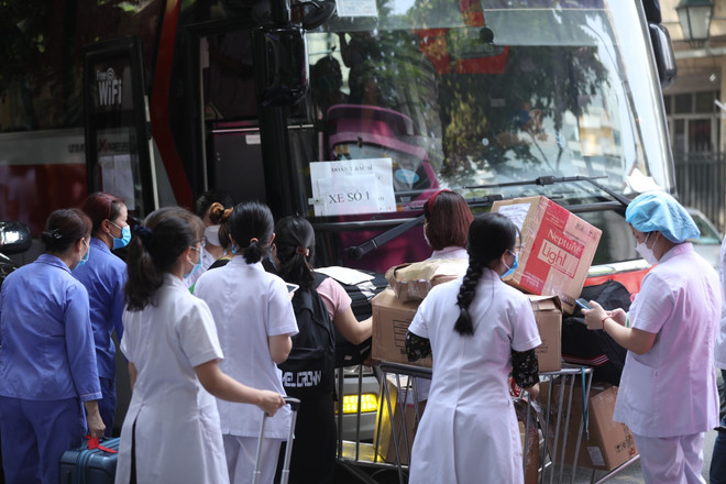 Tiếp tục siết chặt các biện pháp cấp bách phòng chống dịch COVID-19 ảnh 2