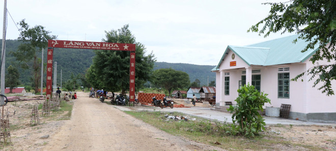 Gia Lai: Di dời hai làng người dân tộc thiểu số ra khỏi vùng thiên tai ảnh 2