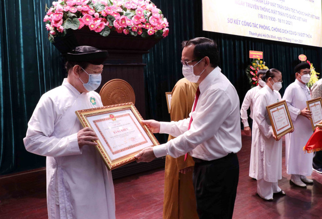 Vinh danh hơn 300 tập thể, cá nhân xuất sắc trong phòng, chống dịch ảnh 2