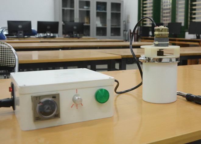 Người thầy với ngọn lửa đam mê nghiên cứu, sáng tạo khoa học ảnh 2