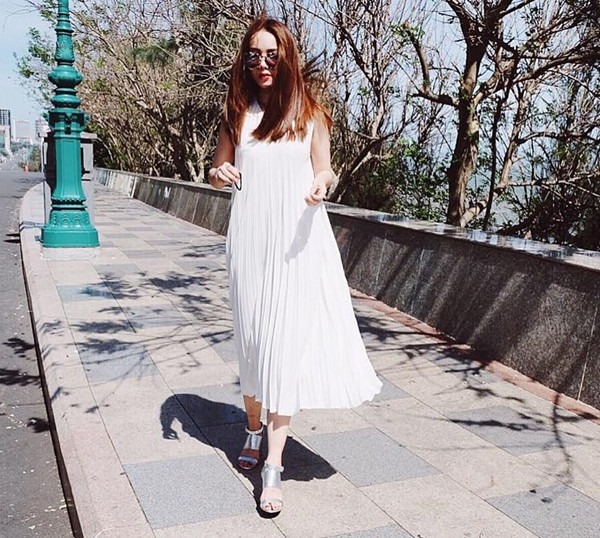 Người đẹp Việt khuấy động đường phố với trang phục rực rỡ ảnh 11