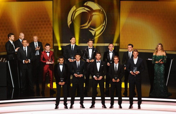 Các thành viên của Barca và Real chiếm ưu thế trong đội hình tiêu biểu của FIFA 2013. (Nguồn: FIFA) "Quả bóng Vàng chỉ là chuyện của Barcelona và Real" ảnh 1