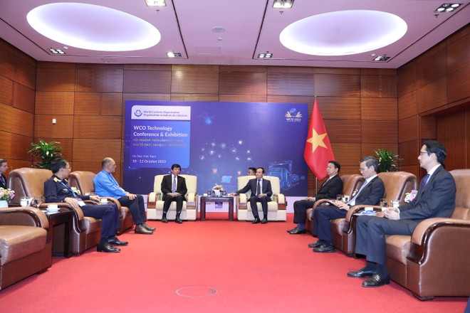 Tổng thư ký WCO: Công nghệ phải lấy con người làm trung tâm phát triển ảnh 1