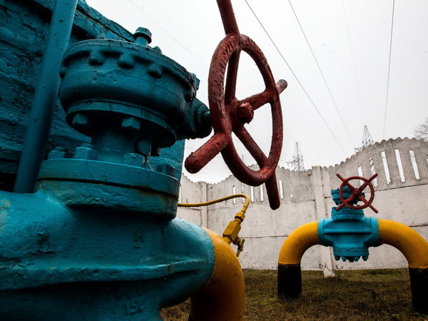 Mỹ ký bảo đảm khoản vay 1 tỷ USD cho Ukraine ảnh 1