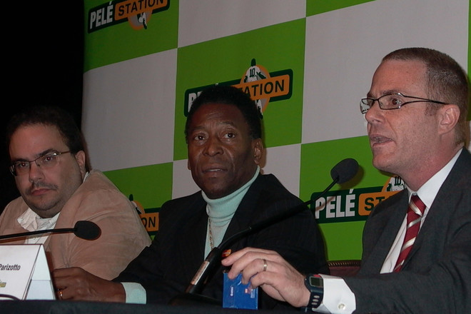 Phóng viên TTXVN chia sẻ về một lần được gặp vua bóng đá Pele ảnh 3