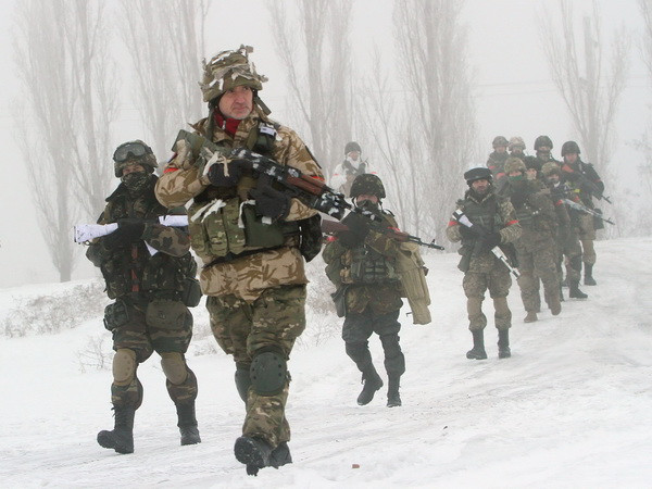 Kiev né tránh cuộc đàm phán của Nhóm tiếp xúc về Ukraine ảnh 1