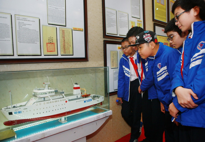Trưng bày bằng chứng lịch sử về Hoàng Sa, Trường Sa tại Hải Phòng ảnh 1