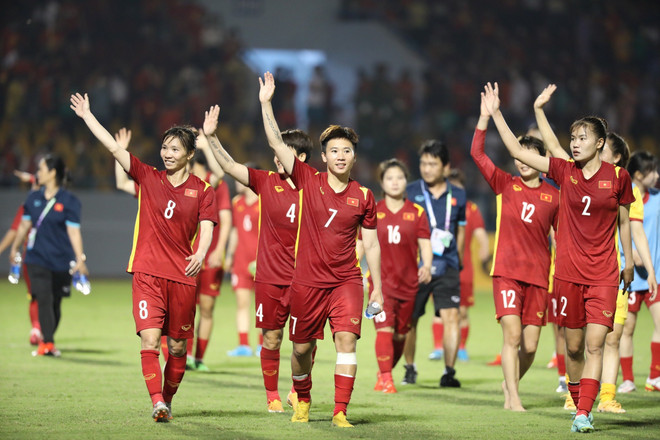 SEA Games 31: Tuyển bóng đá nữ Việt Nam và khí chất nhà vô địch ảnh 1