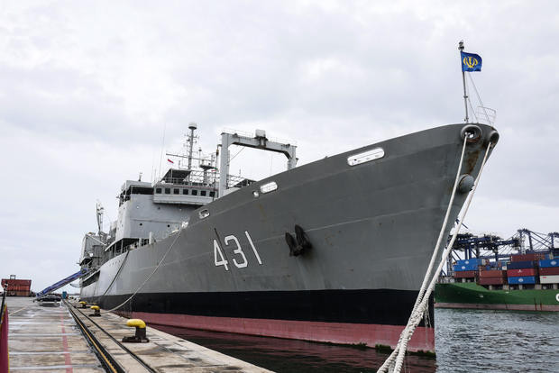 Tàu huấn luyện của hải quân Iran chìm tại Vịnh Oman sau sự cố cháy ảnh 1