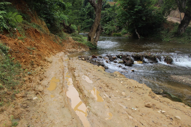 Sau "cơn bão trắng": Ám ảnh những phận người tại "xã mồ côi" ảnh 2