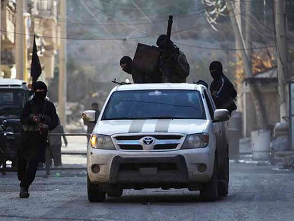 Phiến quân IS thất bại tại Deir al-Zour, 68 kẻ khủng bố bị tiêu diệt ảnh 1