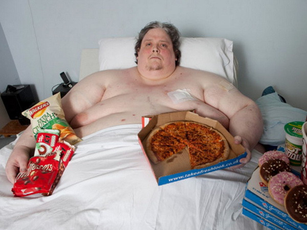 Người đàn ông béo nhất thế giới qua đời vì bệnh viêm phổi ảnh 1