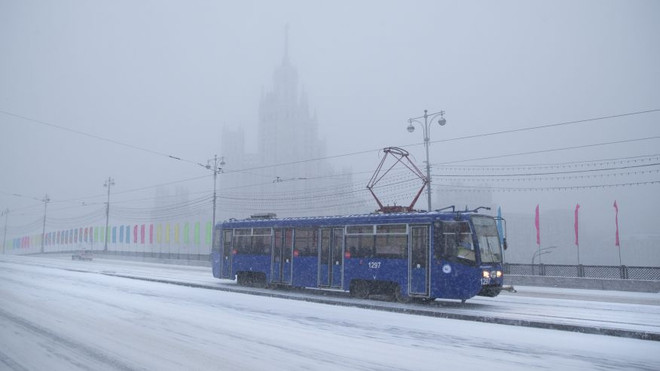Nga: Giao thông thủ đô Moskva tê liệt do bão tuyết bất thường ảnh 1