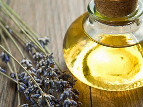 Tám mẹo đơn giản giúp “tạm biệt” mụn nhanh chóng ảnh 6