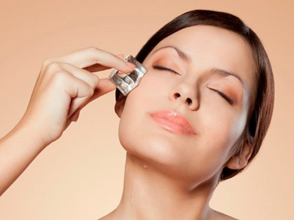 Tám mẹo đơn giản giúp “tạm biệt” mụn nhanh chóng ảnh 1