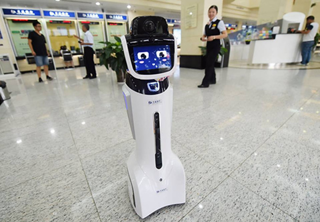 Ngân hàng "chơi trội" khi sử dụng robot để tư vấn cho khách hàng ảnh 1