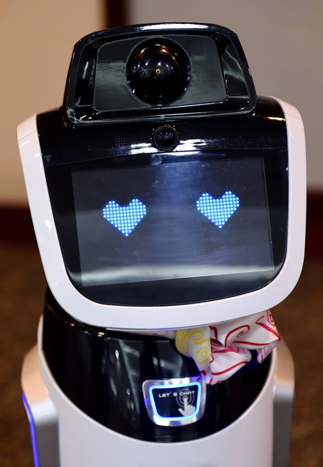 Ngân hàng "chơi trội" khi sử dụng robot để tư vấn cho khách hàng ảnh 4