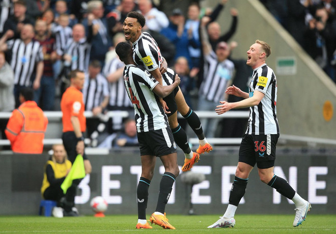 Newcastle thi đấu thăng hoa. (Nguồn: Getty Images) Newcastle đi vào lịch sử Premier League sau màn 'hủy diệt' Tottenham ảnh 1